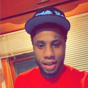 Meet your Posher, Malik